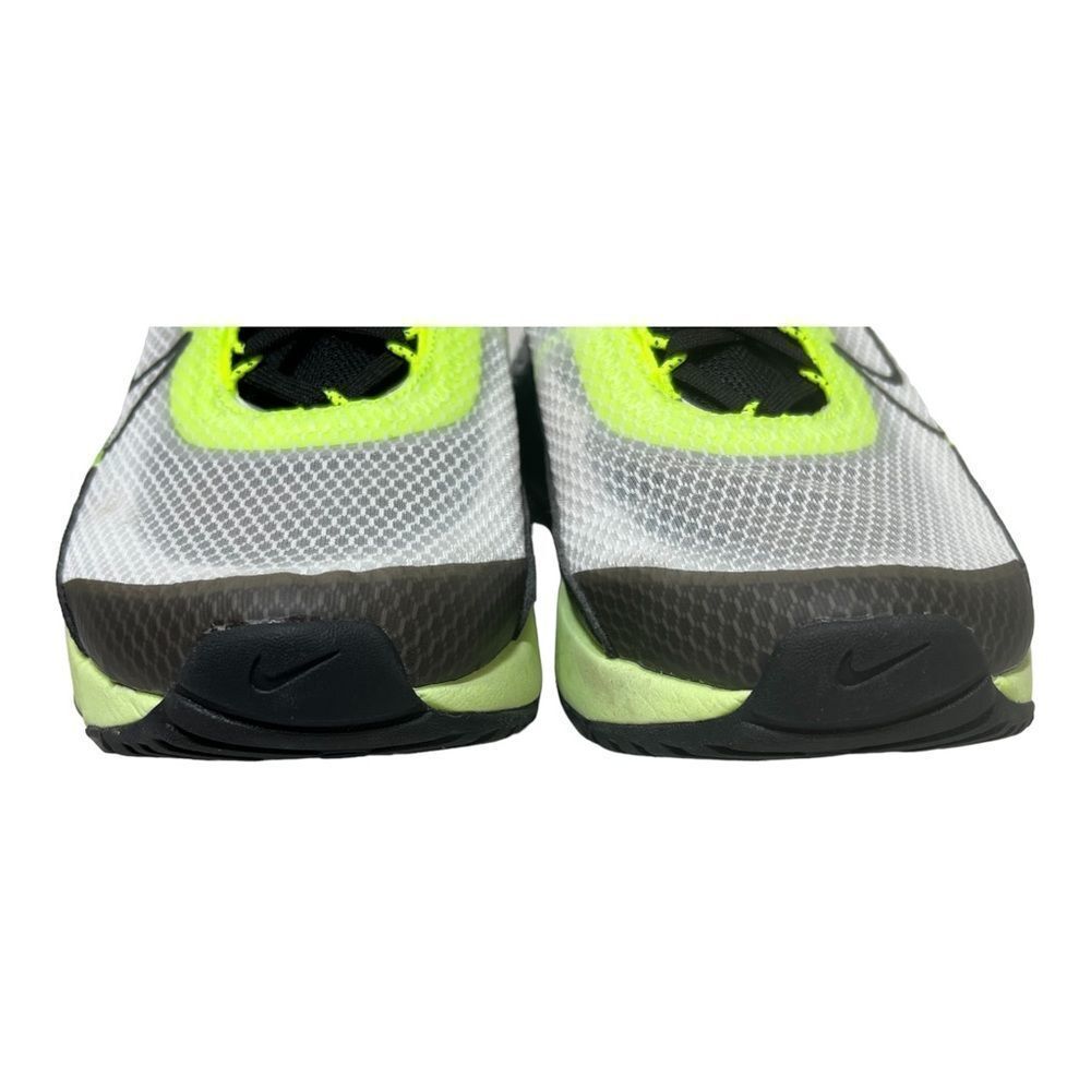 Nike Air Max 2090 Special Edition Glow In the Dark Galaxy Kids 7Y or Women's 8.5 - Picture 6 of 7